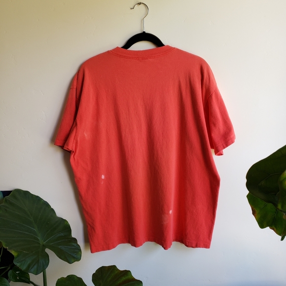 Vibrant Vintage Embroidered Hong Kong Shirt - Picture 2 of 11